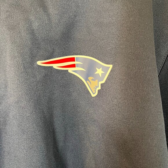 NFL Team Apparel Navy Grey Patriots 1/4 Zip Pullover Men's Size 2XL - Picture 4 of 4